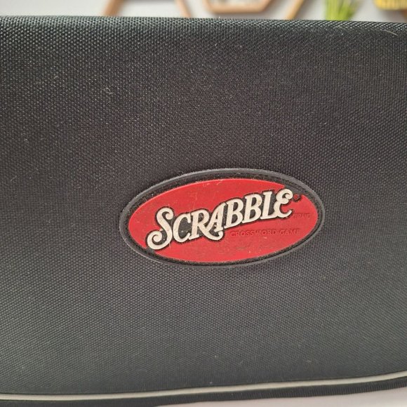 Scrabble Folio Travel Game 2001 Vintage Zipper Car Ride Pencil No Score Sheet - Picture 10 of 13